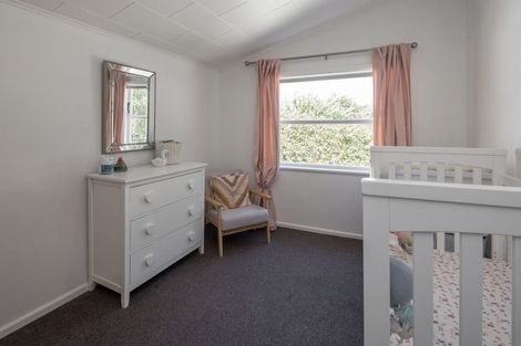 Photo of property in 33 Coote Road, Bluff Hill, Napier, 4110