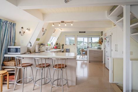 Photo of property in 55 Oyster Drive, Cooks Beach, Whitianga, 3591