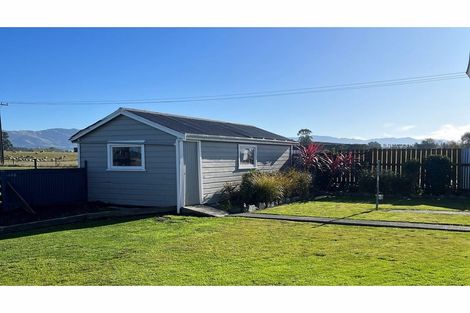 Photo of property in 130 Molloys Road, Waimate, 7980