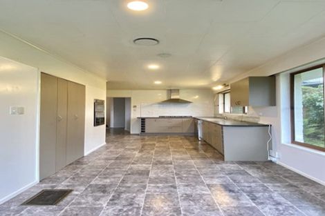 Photo of property in 5 Alleyne Court, Brown Owl, Upper Hutt, 5018