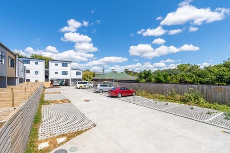Photo of property in 10/115 Swanson Road, Henderson, Auckland, 0610