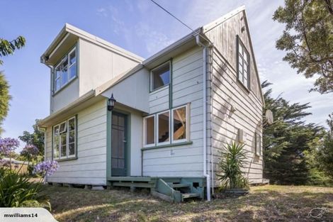 Photo of property in 51 Renown Road, Raumati South, Paraparaumu, 5032