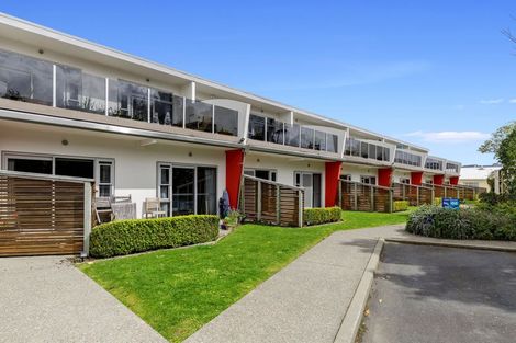 Photo of property in 29e Wai-iti Crescent, Woburn, Lower Hutt, 5010