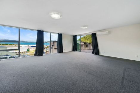 Photo of property in 3 Fore Street, Kaiwharawhara, Wellington, 6035