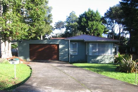 Photo of property in 17 Karen Road, Laingholm, Auckland, 0604