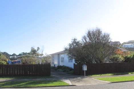 Photo of property in 22 Inlet View, Titahi Bay, Porirua, 5022
