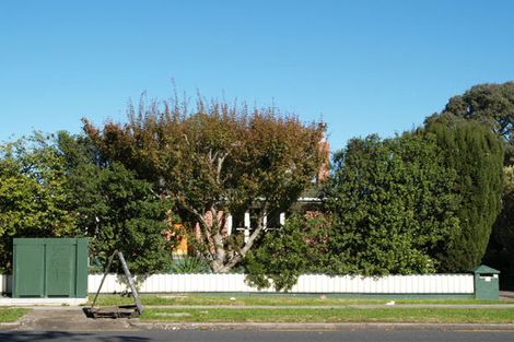 Photo of property in 36 Buckland Road, Mangere East, Auckland, 2024