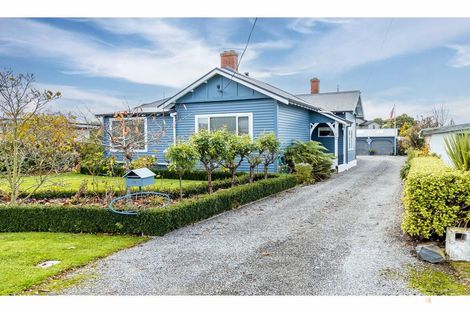 Photo of property in 12 Parsonage Road, Waimate, 7924