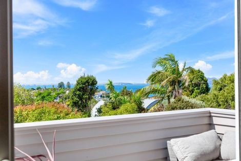 Photo of property in 12 Salem Place, Torbay, Auckland, 0630