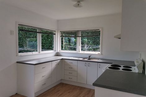 Photo of property in 2/51 Evelyn Place, Hillcrest, Auckland, 0627