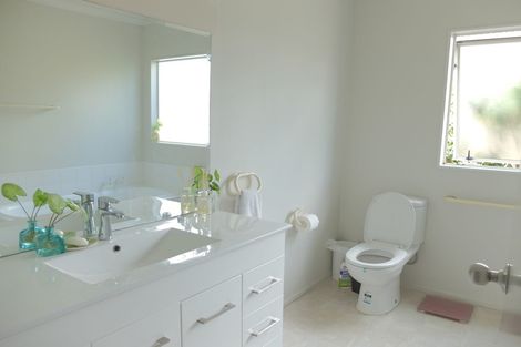 Photo of property in 1/718 Chapel Road, Dannemora, Auckland, 2016