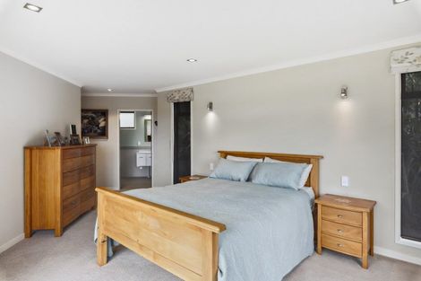 Photo of property in 37 Hadfield Road, Peka Peka, Waikanae, 5391