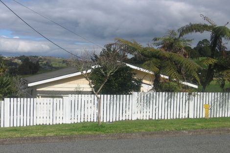 Photo of property in 19 Union Street, Hikurangi, 0114