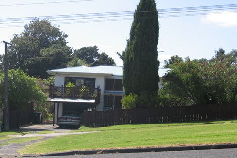 Photo of property in 11 James Street, Glenfield, Auckland, 0629