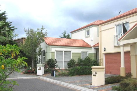 Photo of property in 6 Pilsdon Place, New Lynn, Auckland, 0600