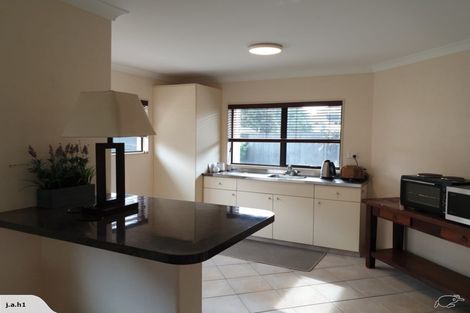 Photo of property in 144a Oceanbeach Road, Mount Maunganui, 3116