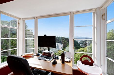 Photo of property in 15 Mertoun Terrace, Highbury, Wellington, 6012