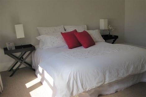 Photo of property in 17 Waikowhai Street, Ngaio, Wellington, 6035