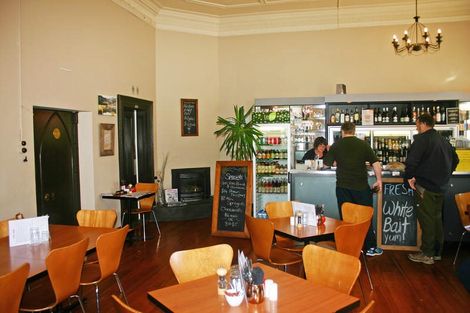 Photo of property in 21 Ross Place, Lawrence, 9532