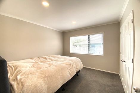 Photo of property in 9 Caragh Place, East Tamaki, Auckland, 2016