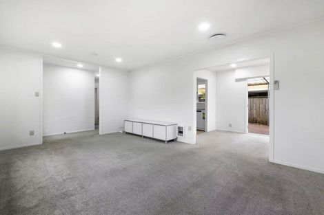 Photo of property in 86 Marlborough Avenue, Glenfield, Auckland, 0629