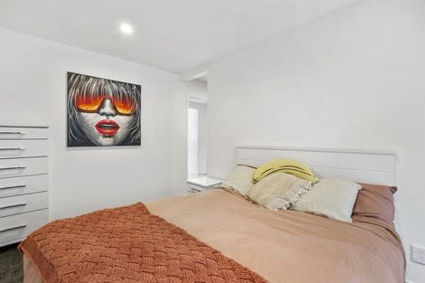 Photo of property in 25 Maritime Terrace, Birkenhead, Auckland, 0626