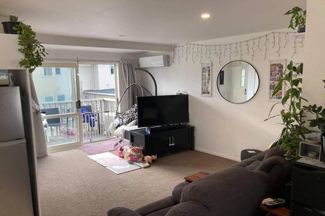 Photo of property in 15a Taylor Road, Papamoa Beach, Papamoa, 3118