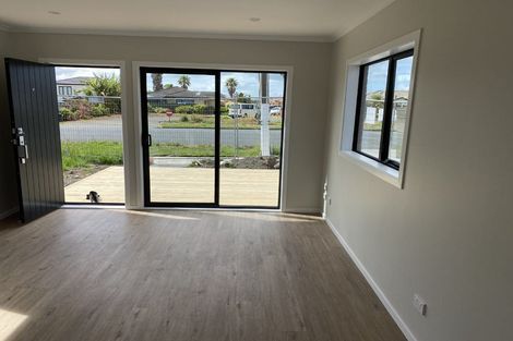 Photo of property in 1/125b Metcalfe Road, Ranui, Auckland, 0612