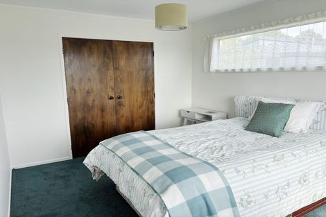 Photo of property in 2/28 Waiau Street, Torbay, Auckland, 0630