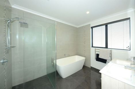 Photo of property in 1 Mckendry Road, Wigram, Christchurch, 8042