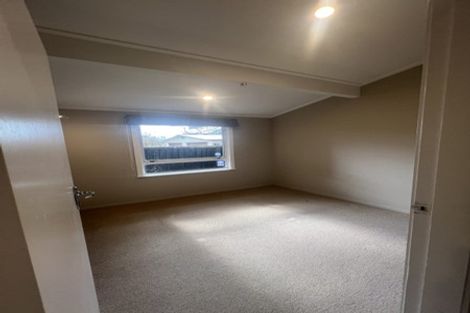 Photo of property in 8 Fleming Place, Chedworth, Hamilton, 3210