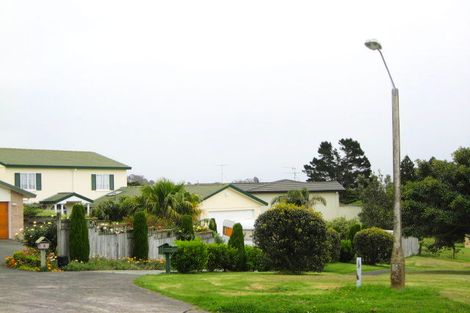 Photo of property in 11 Dacre Grove, Gulf Harbour, Whangaparaoa, 0930