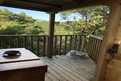 Photo of property in 128 Lone Kauri Road, Karekare, Auckland, 0772