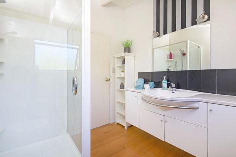 Photo of property in 9 Pohutukawa Road, Beachlands, Auckland, 2018