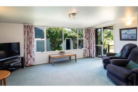 Photo of property in 20 Bidwell Place, Hillmorton, Christchurch, 8025