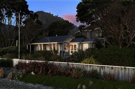 Photo of property in 1 Webb Street, Punakaiki, 7873