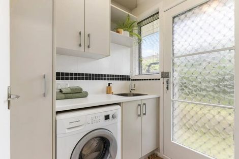 Photo of property in 4/28 Ferndale Road, Mount Wellington, Auckland, 1060