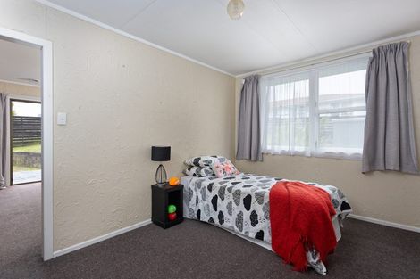 Photo of property in 13 Ruru Place, Tokoroa, 3420