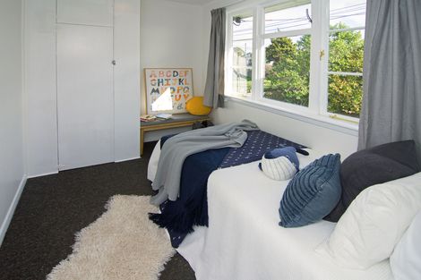 Photo of property in 226 High Street North, Carterton, 5713