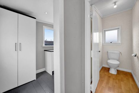 Photo of property in 10 Erin Street, Hawera, 4610