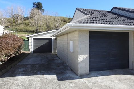 Photo of property in 1 Ongo Road, Hunterville, 4730