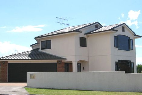 Photo of property in 20 Hyde Road, Rothesay Bay, Auckland, 0630