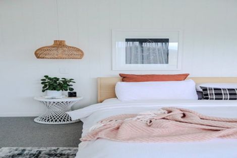 Photo of property in 490 Point Chevalier Road, Point Chevalier, Auckland, 1022