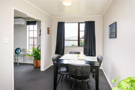 Photo of property in 2 Walton Street, Bulls, 4818