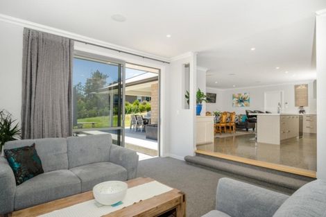 Photo of property in 24b Sunnyvale Road, Swanson, Auckland, 0614