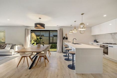 Photo of property in 13 Wheat Street, Jacks Point, Queenstown, 9371