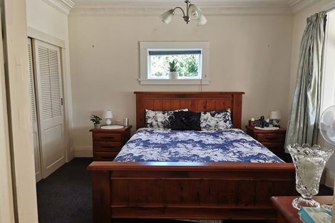 Photo of property in 85 Cambridge Terrace, Waterloo, Lower Hutt, 5011