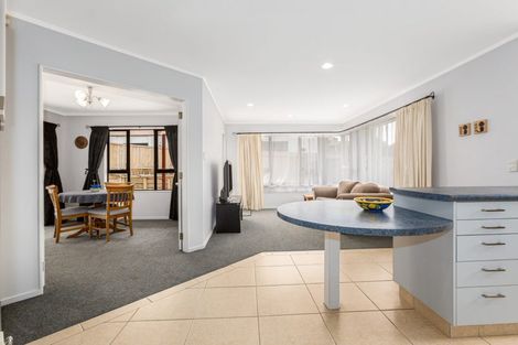 Photo of property in 14 Bowman Place, Whitby, Porirua, 5024