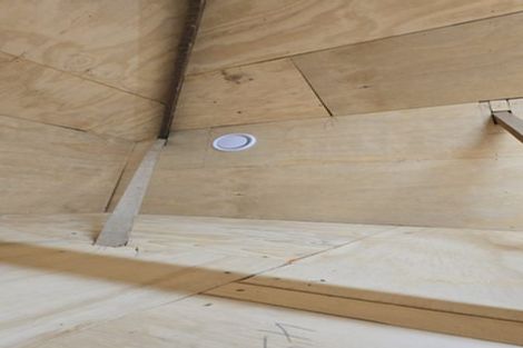 Photo of property in 63 Carlisle Road, Torbay, Auckland, 0630