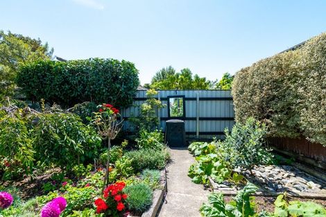 Photo of property in 2/134 Parkers Road, Tahunanui, Nelson, 7011